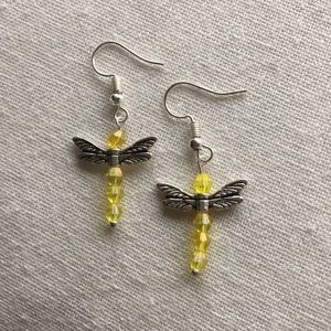 ✨Yellow Dragonfly Earrings✨